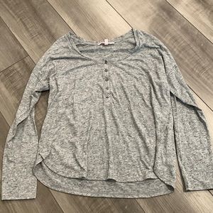 VS casual long sleeve tee